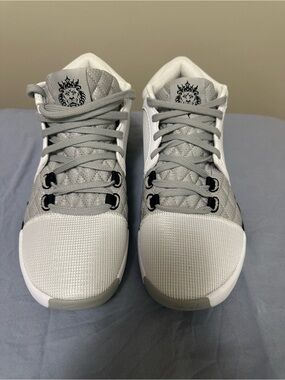 Nike LeBron Shoes in White and Light Gray - Lightweight Training Sneakers